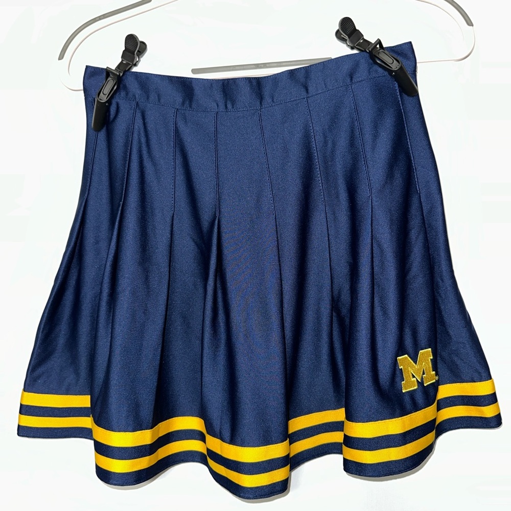 Umich, UofM, University of Michigan Pleated Tailgate Skirt - size M